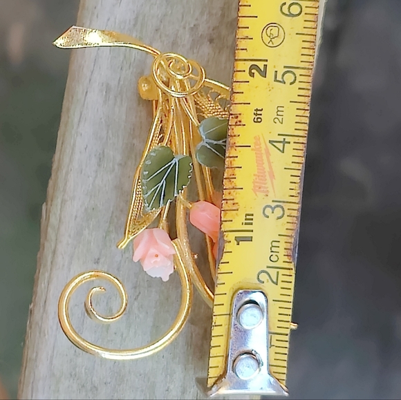 Vintage Coral And Jade Rose Brooch - Picture 6 of 8